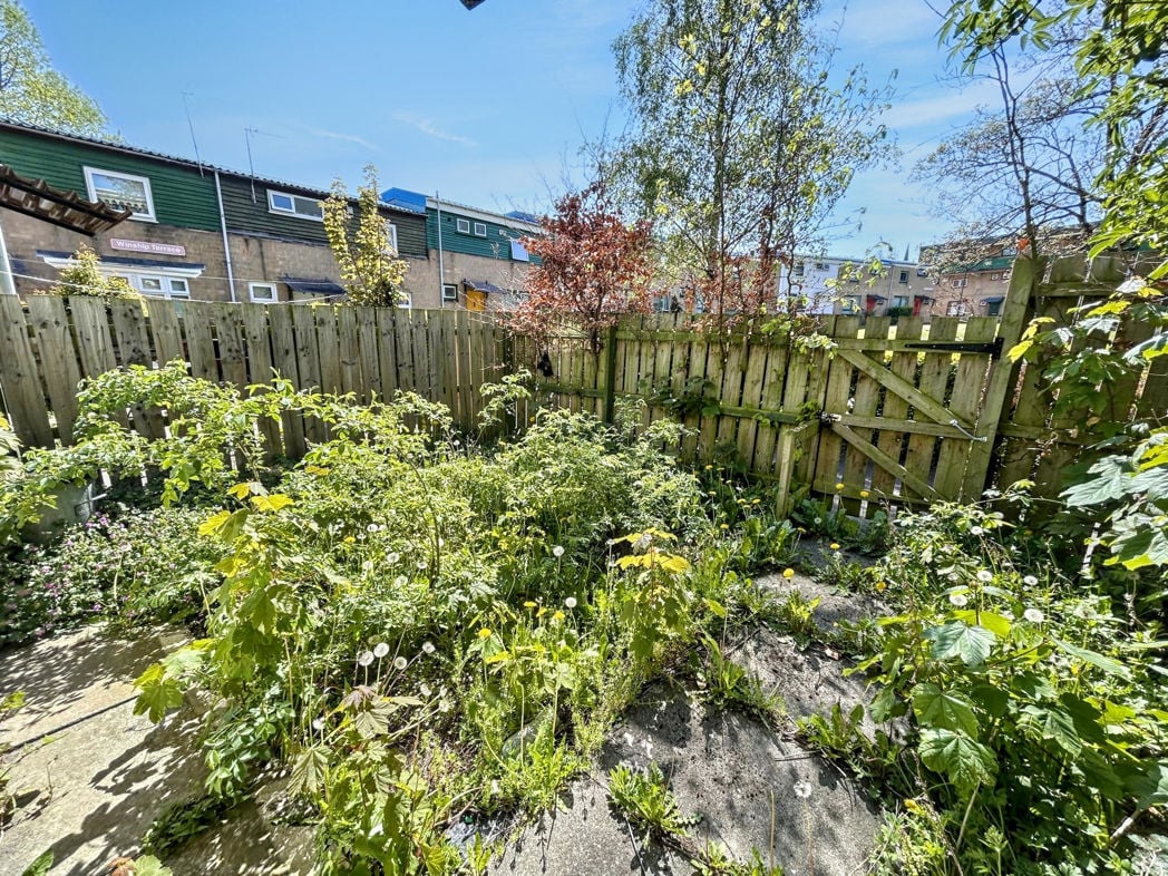 Property image 10 of 10