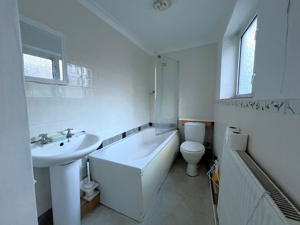 Property image 10 of 12