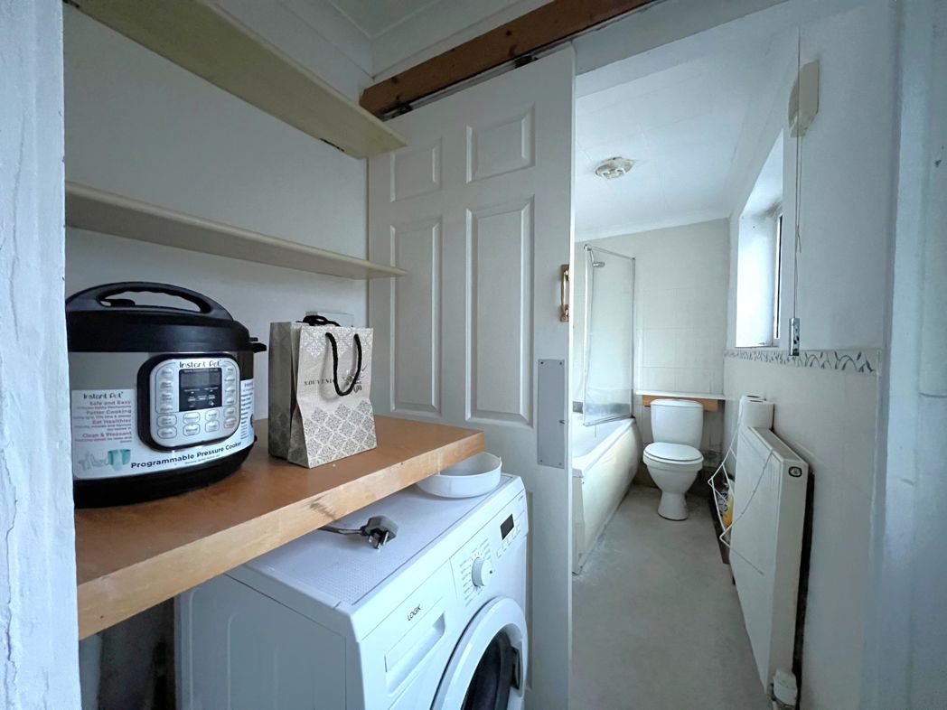 Property image 5 of 12