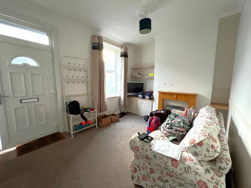 Property image 2 of 12