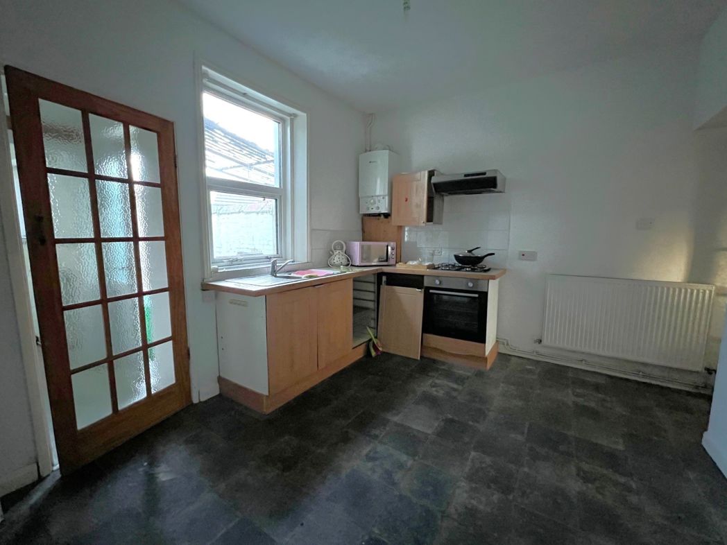 Property image 4 of 12
