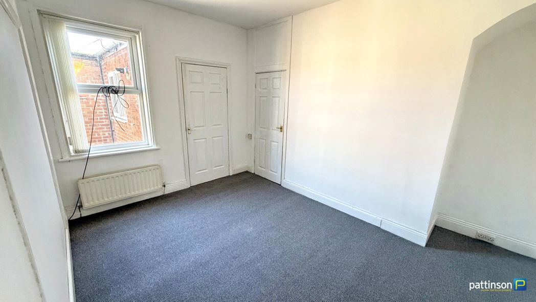 Property image 3 of 8
