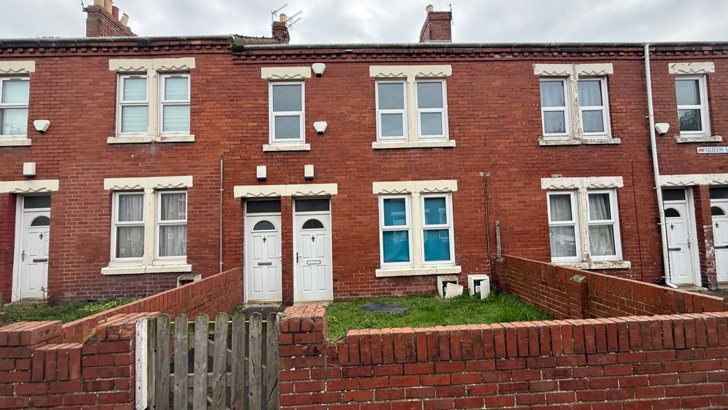 Property image 1 of 8