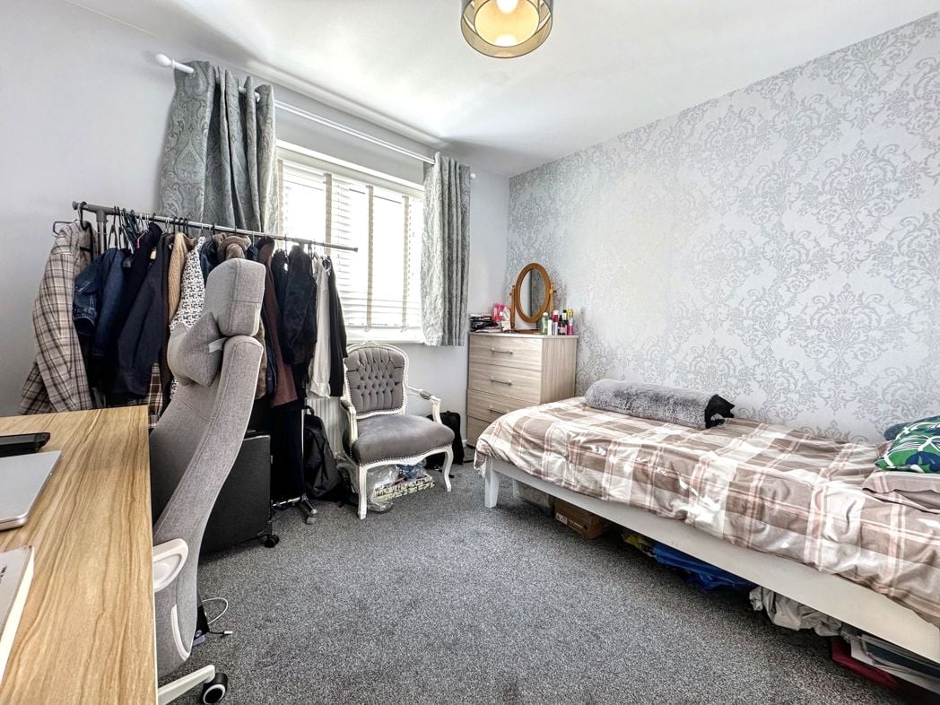 Property image 16 of 23