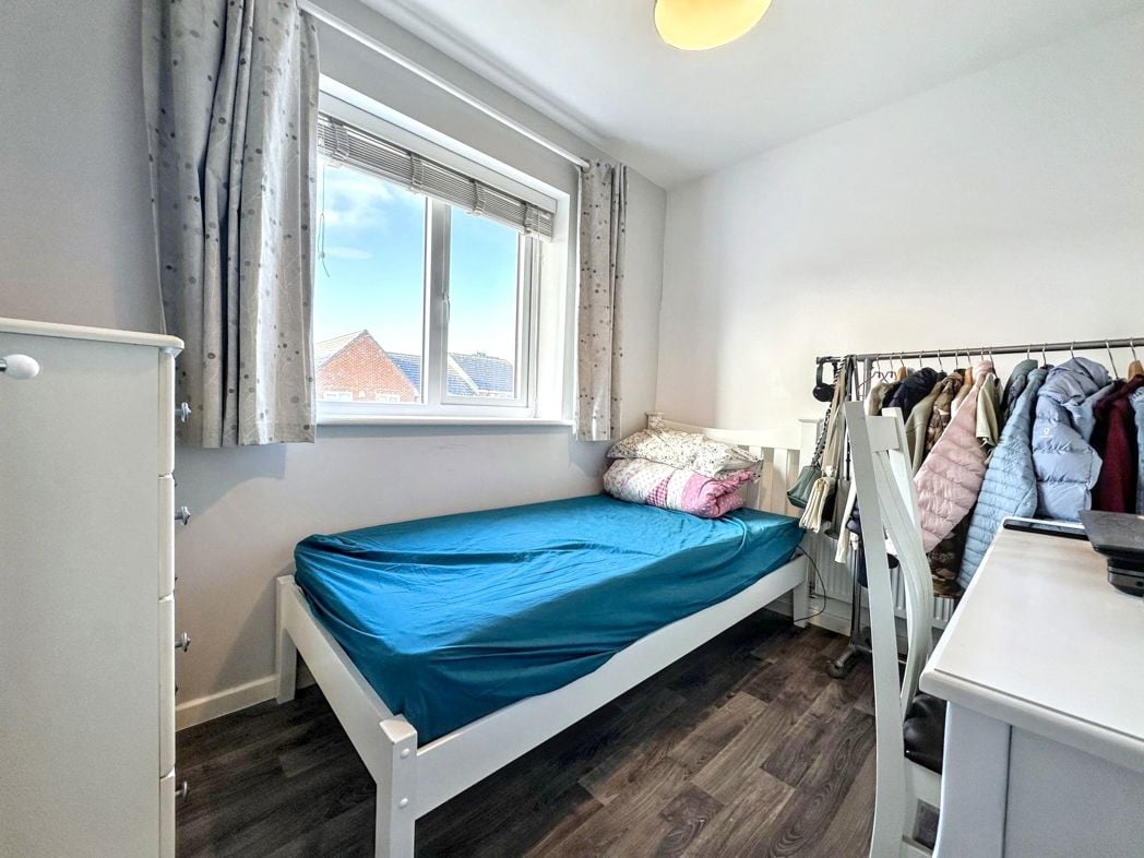 Property image 17 of 23