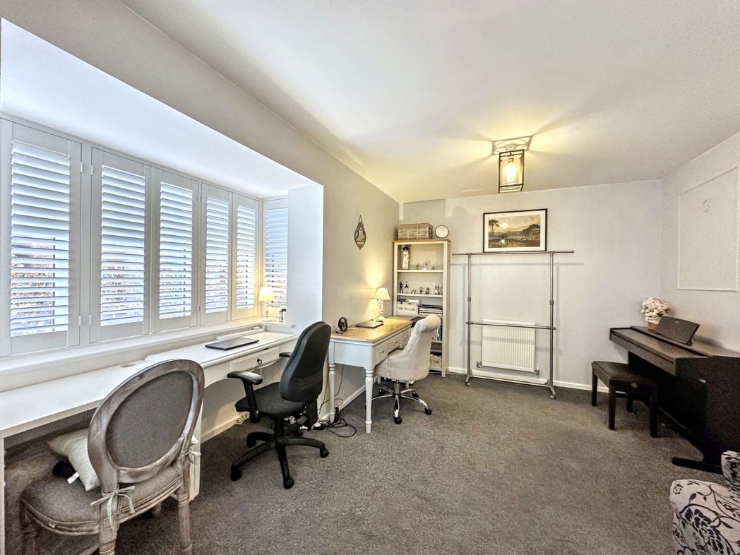 Property image 5 of 23