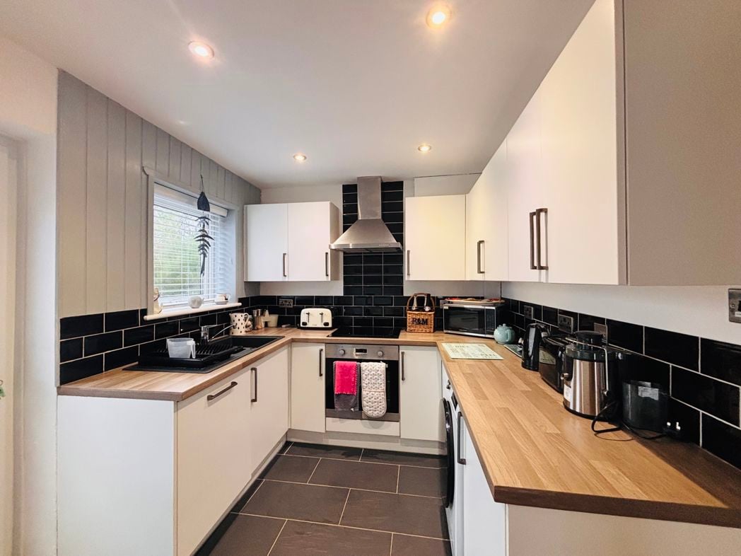 Property image 7 of 20