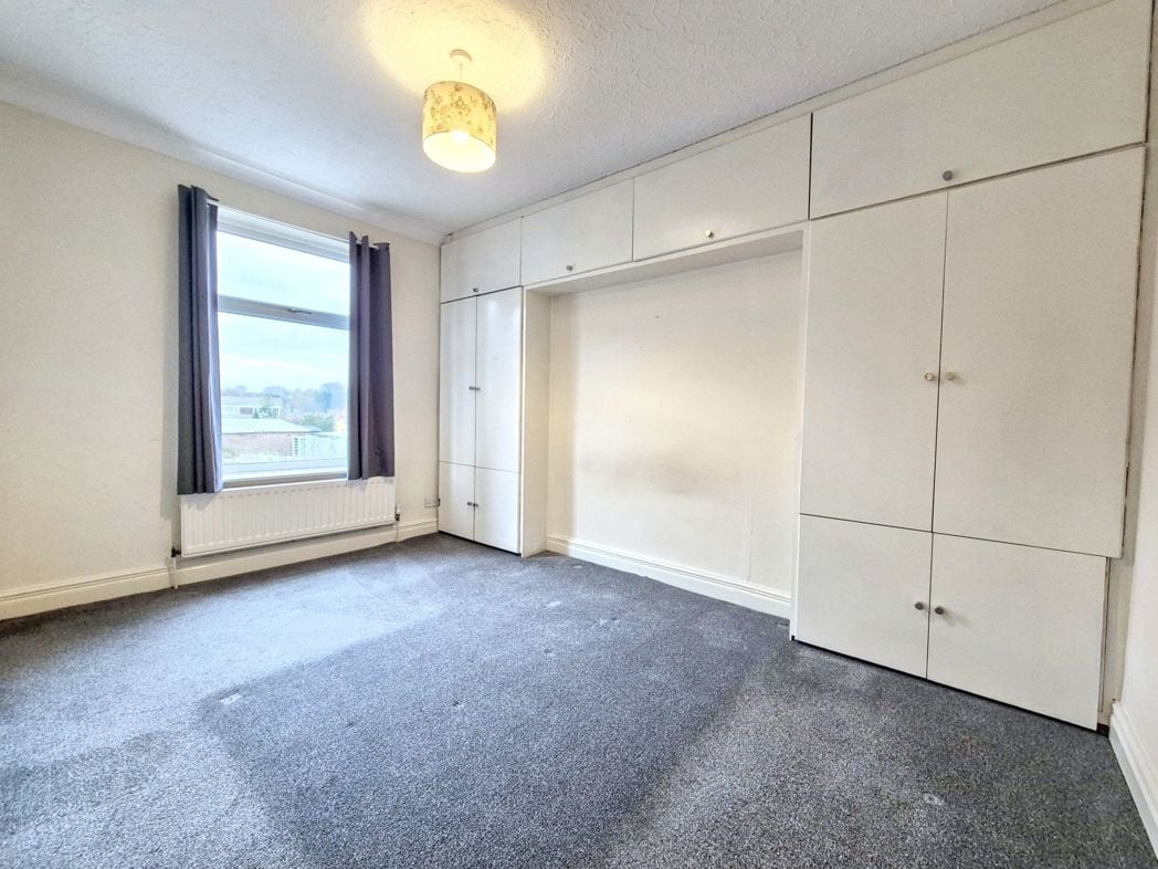 Property image 8 of 15