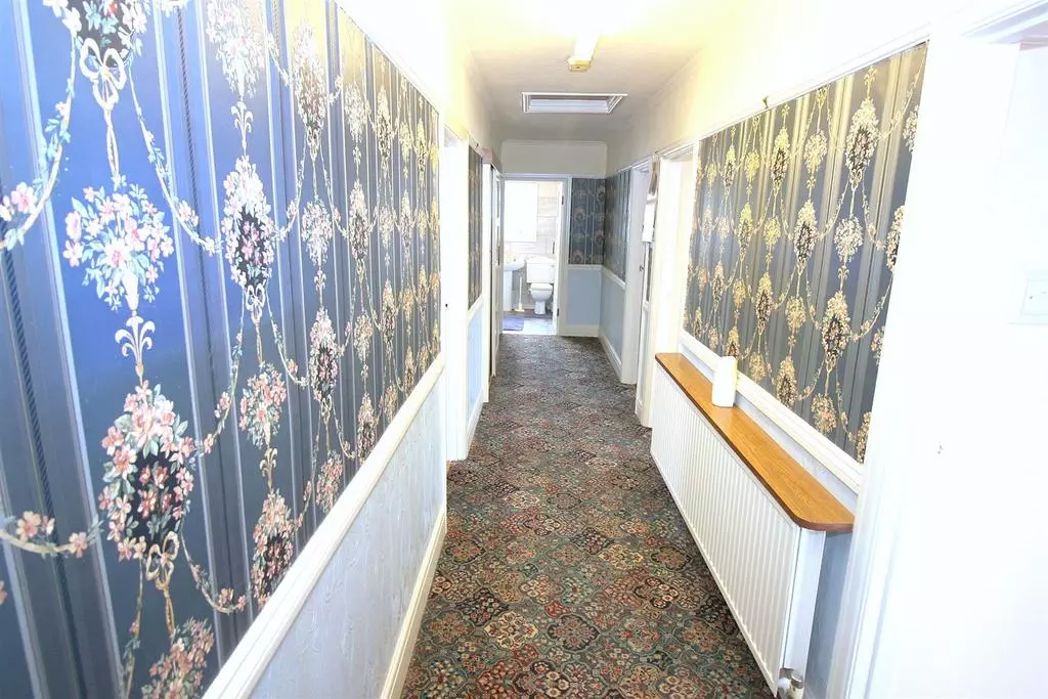 Property image 5 of 12