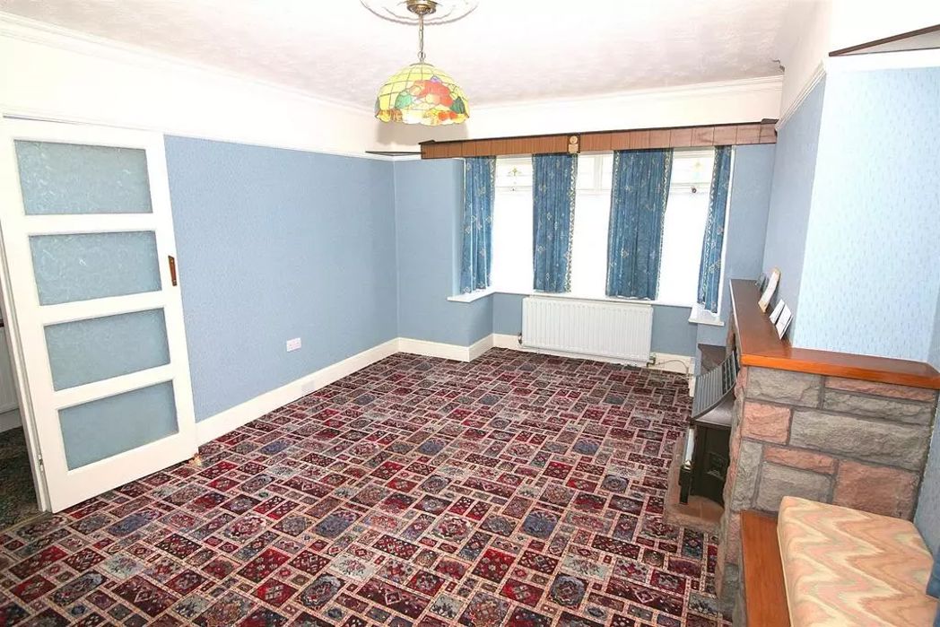 Property image 6 of 12