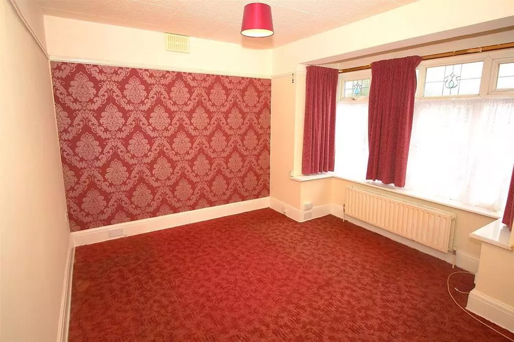 Property image 9 of 12