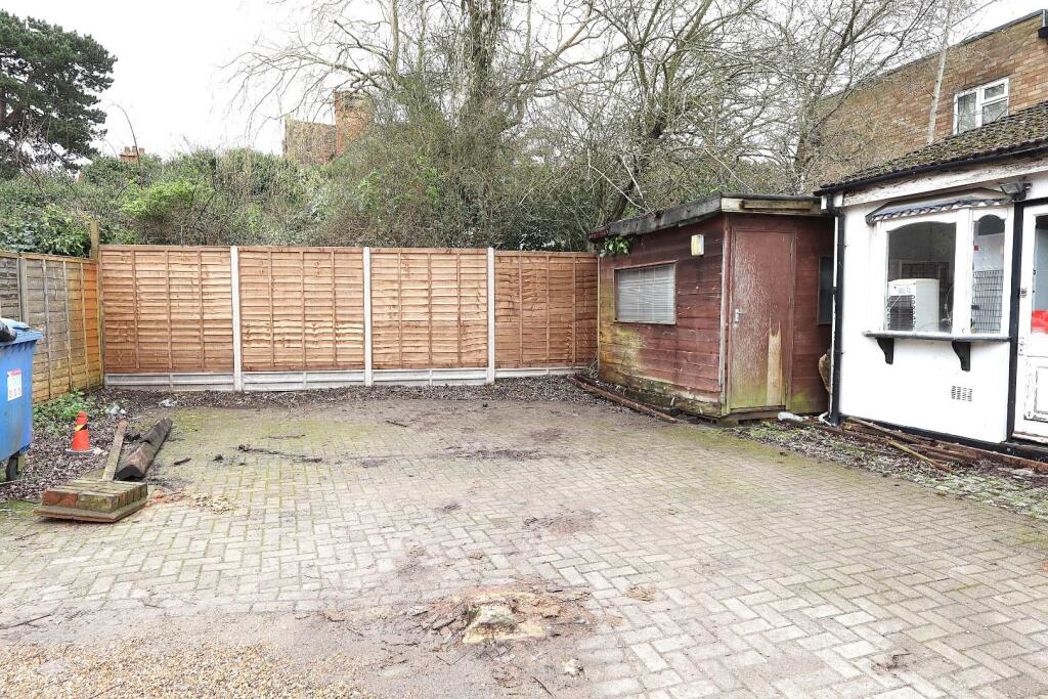 Property image 11 of 14