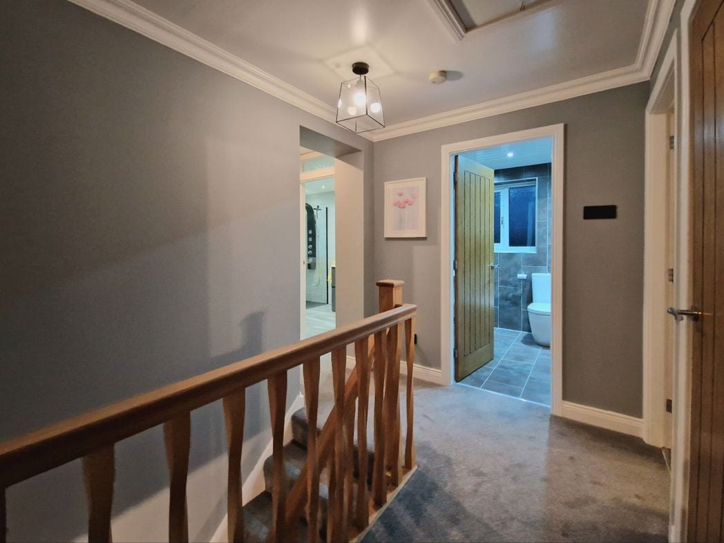 Property image 11 of 24