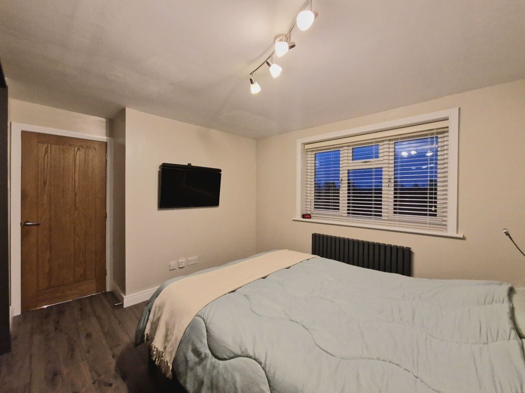 Property image 13 of 24