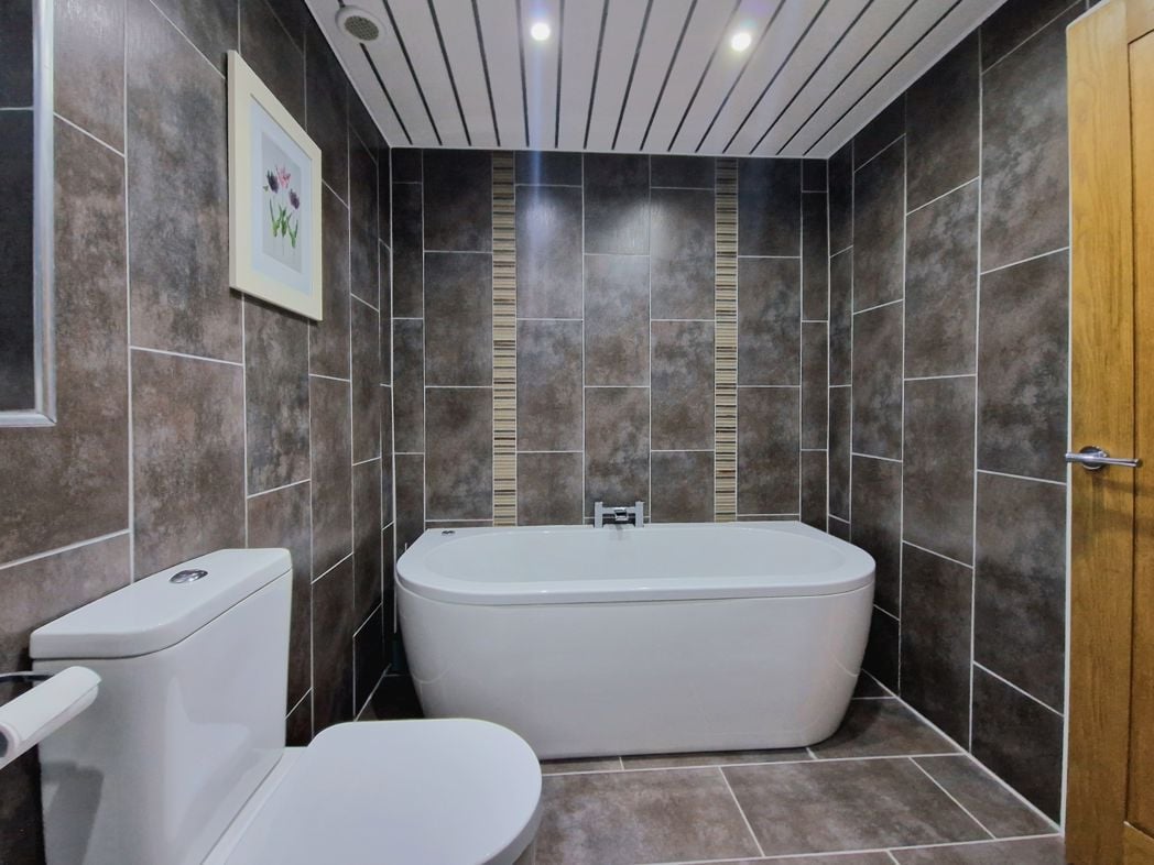 Property image 20 of 24