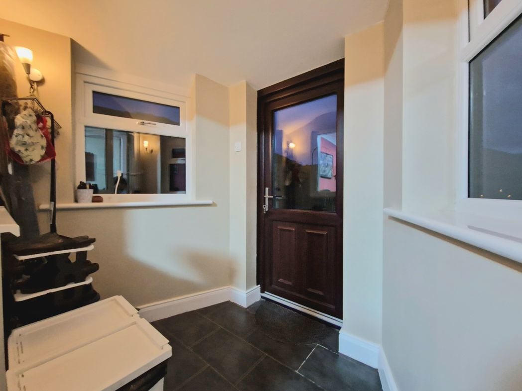 Property image 8 of 24