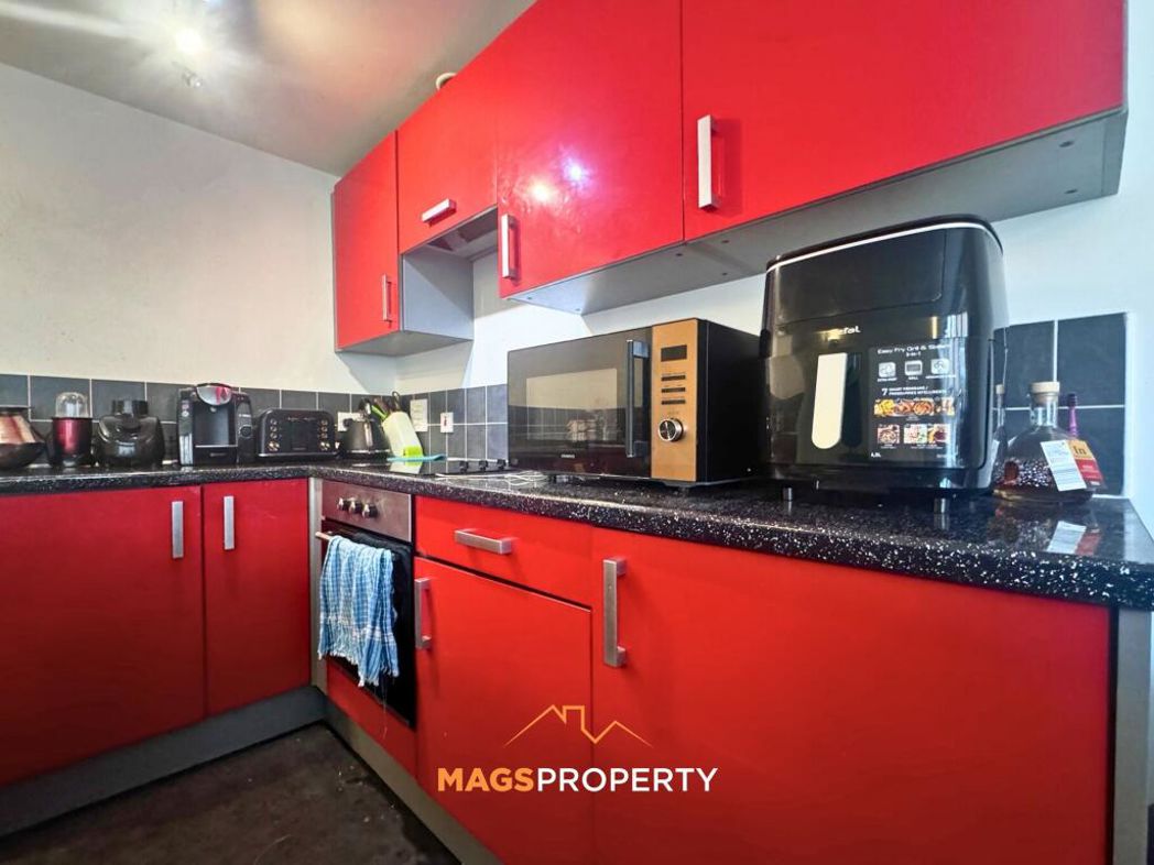 Property image 2 of 10