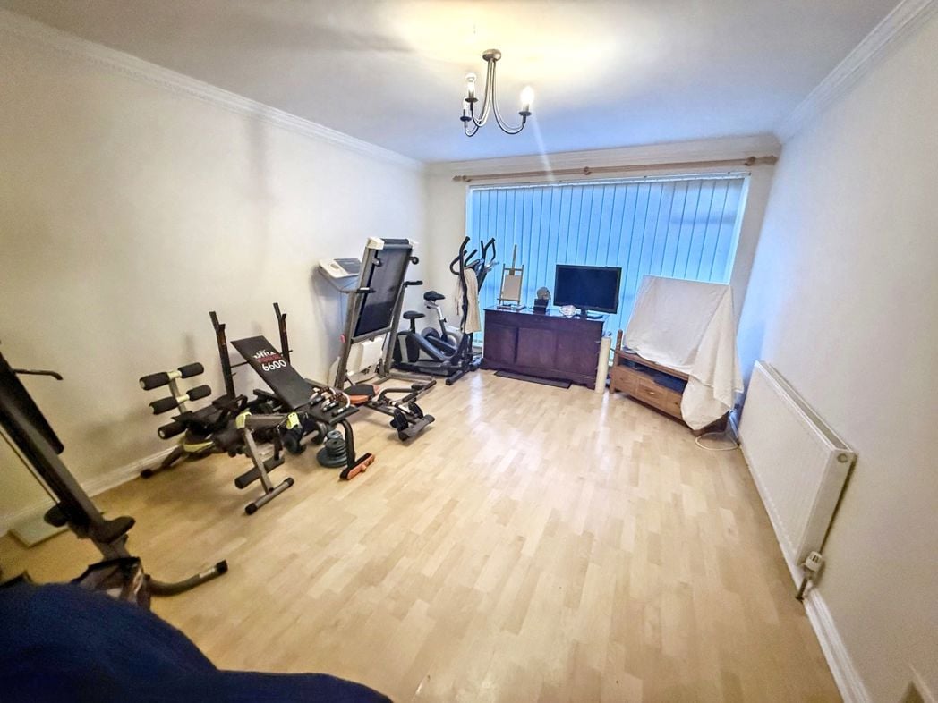 Property image 2 of 6