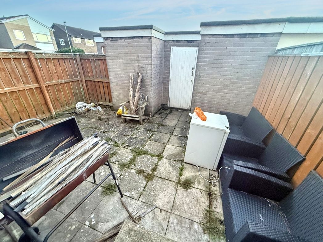 Property image 6 of 6