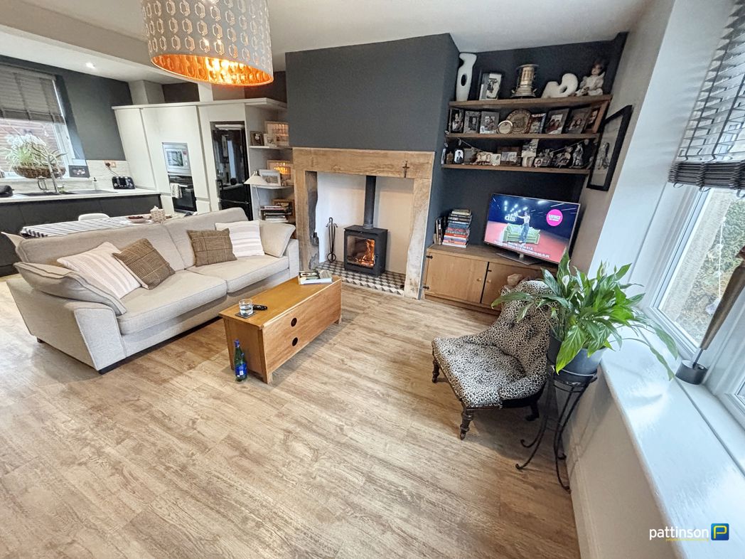 Property image 5 of 17