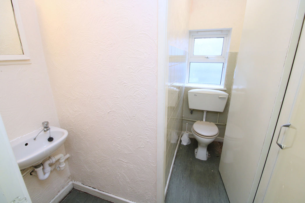 Property image 5 of 12