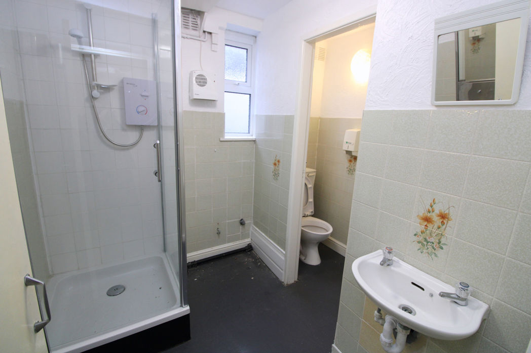 Property image 6 of 12