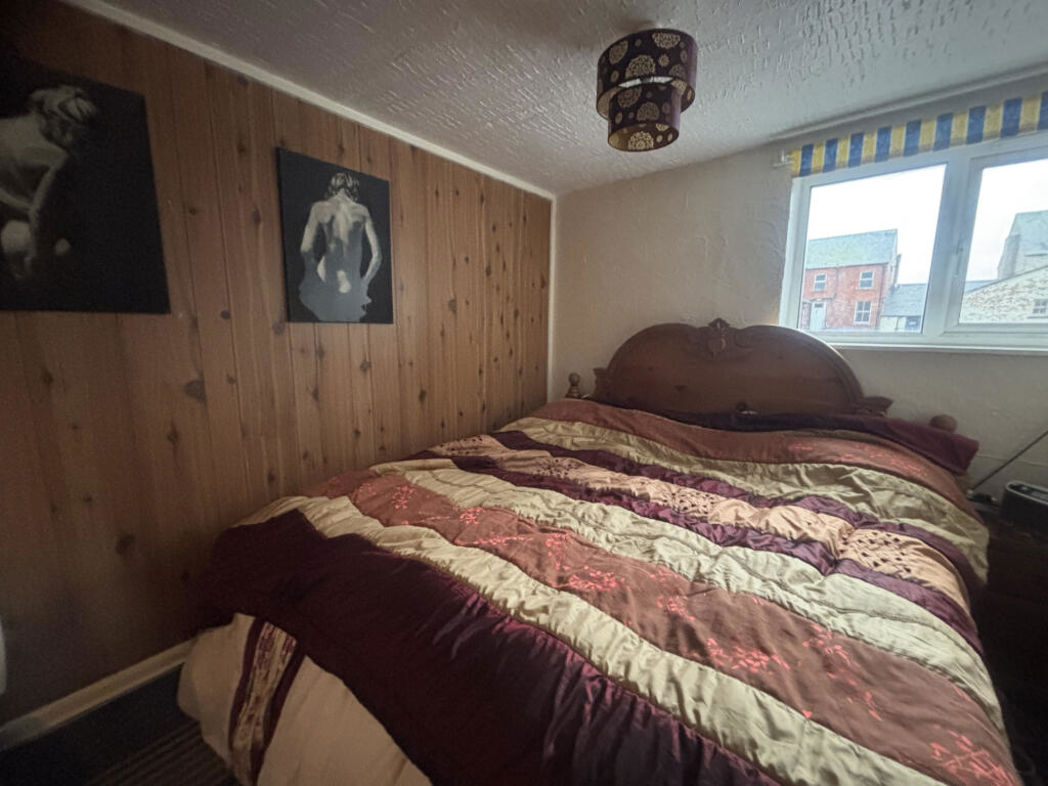 Property image 18 of 24
