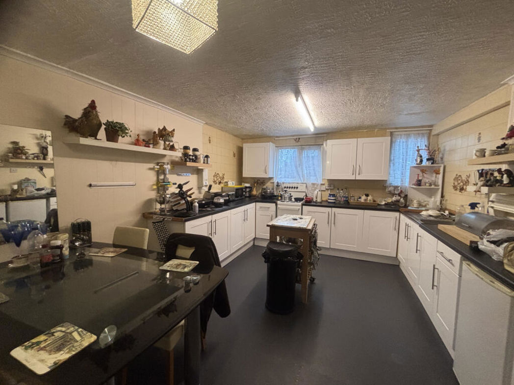 Property image 14 of 24