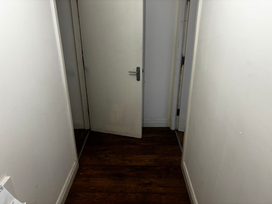 Property image 8 of 15