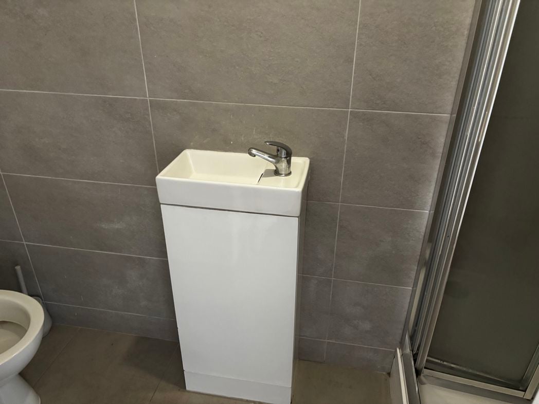 Property image 13 of 15