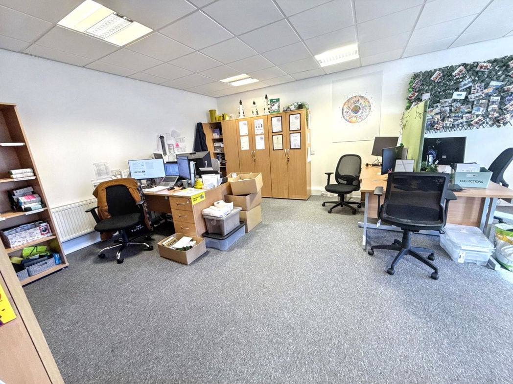 Property image 16 of 22