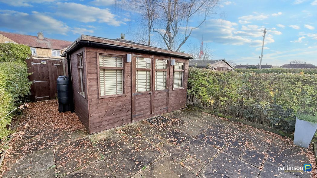 Property image 29 of 33