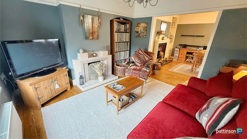 Property image 7 of 33