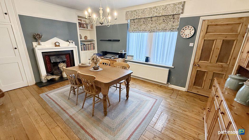 Property image 3 of 33