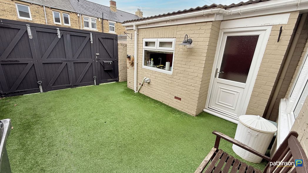 Property image 31 of 33