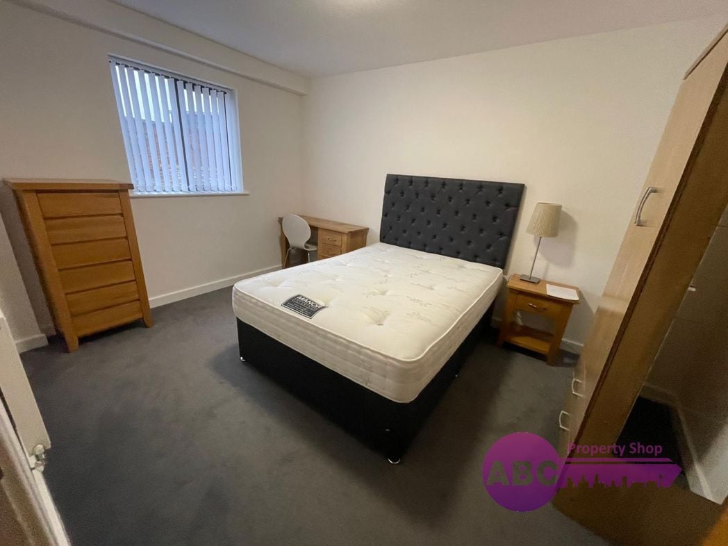 Property image 1 of 9