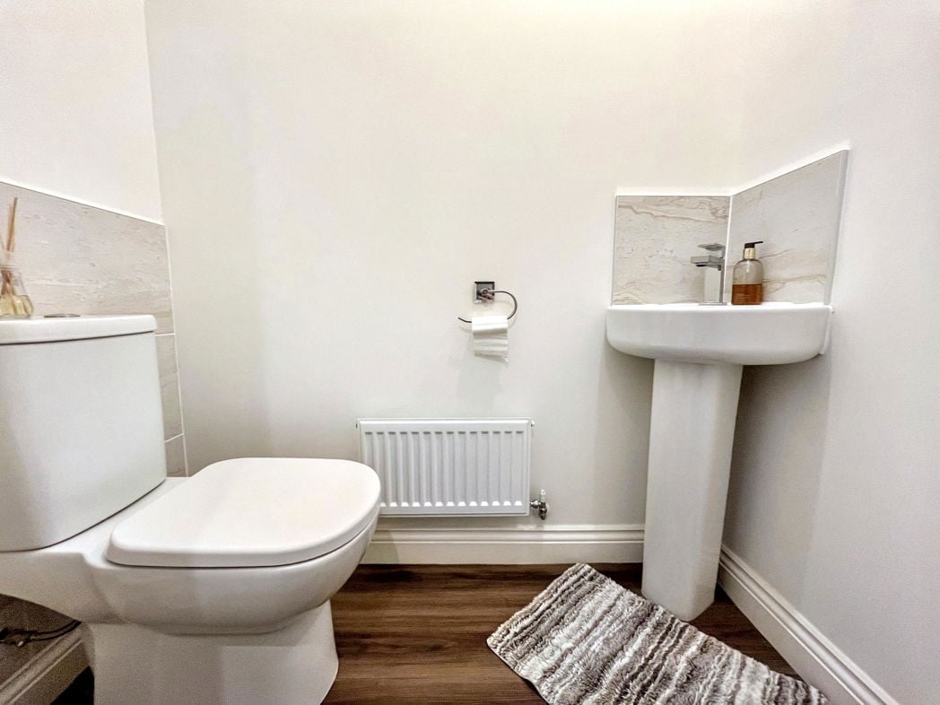Property image 5 of 15