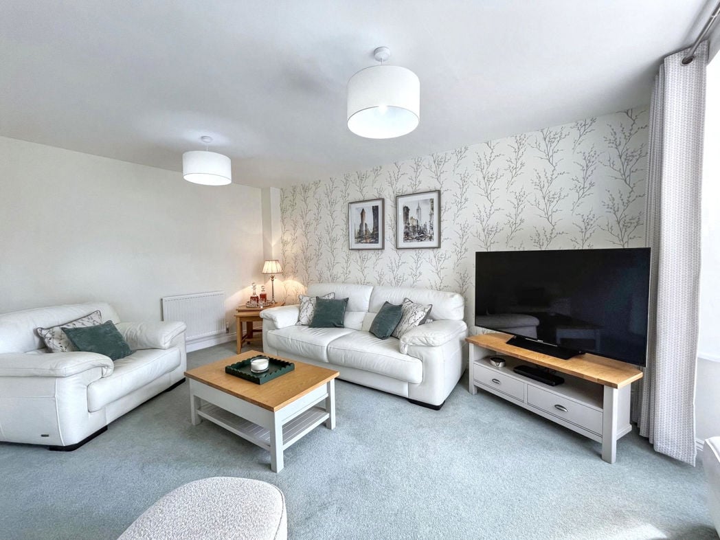 Property image 3 of 15