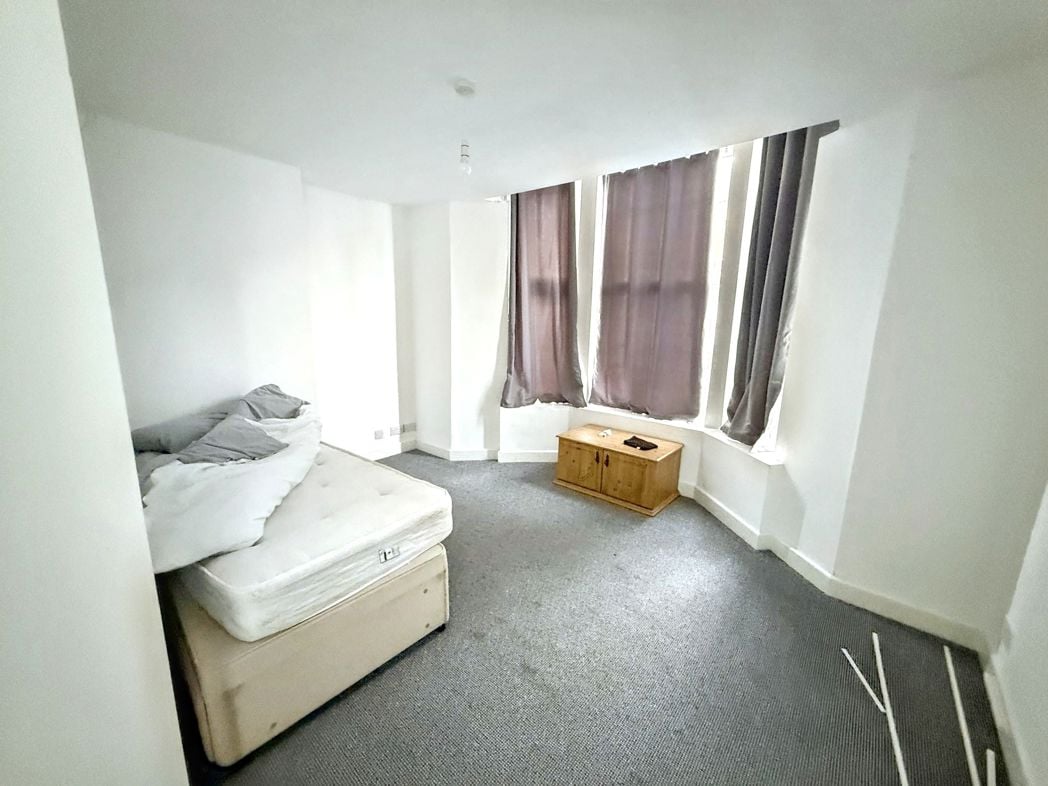 Property image 6 of 15