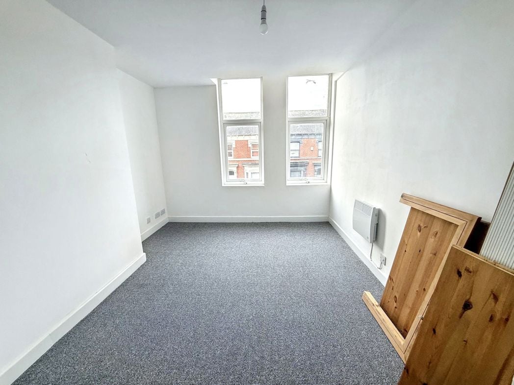 Property image 9 of 15