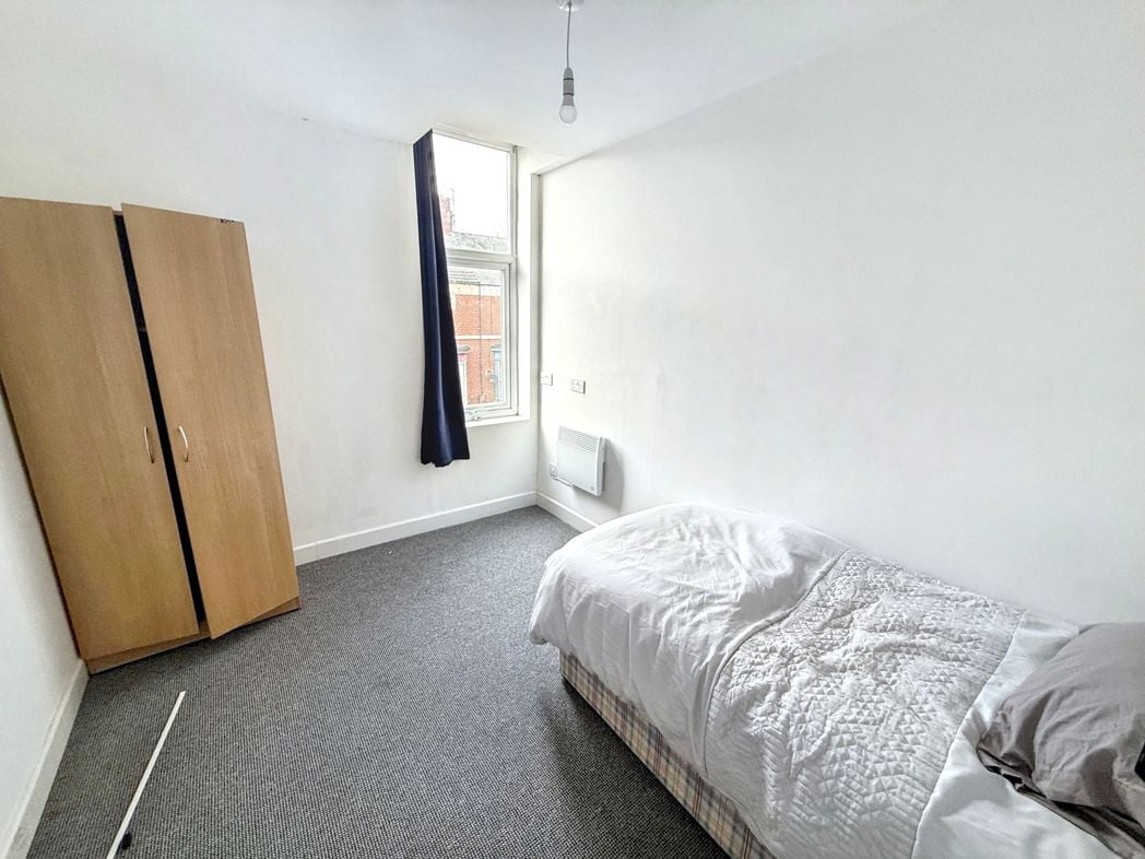 Property image 12 of 15