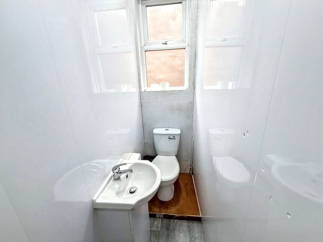 Property image 13 of 15