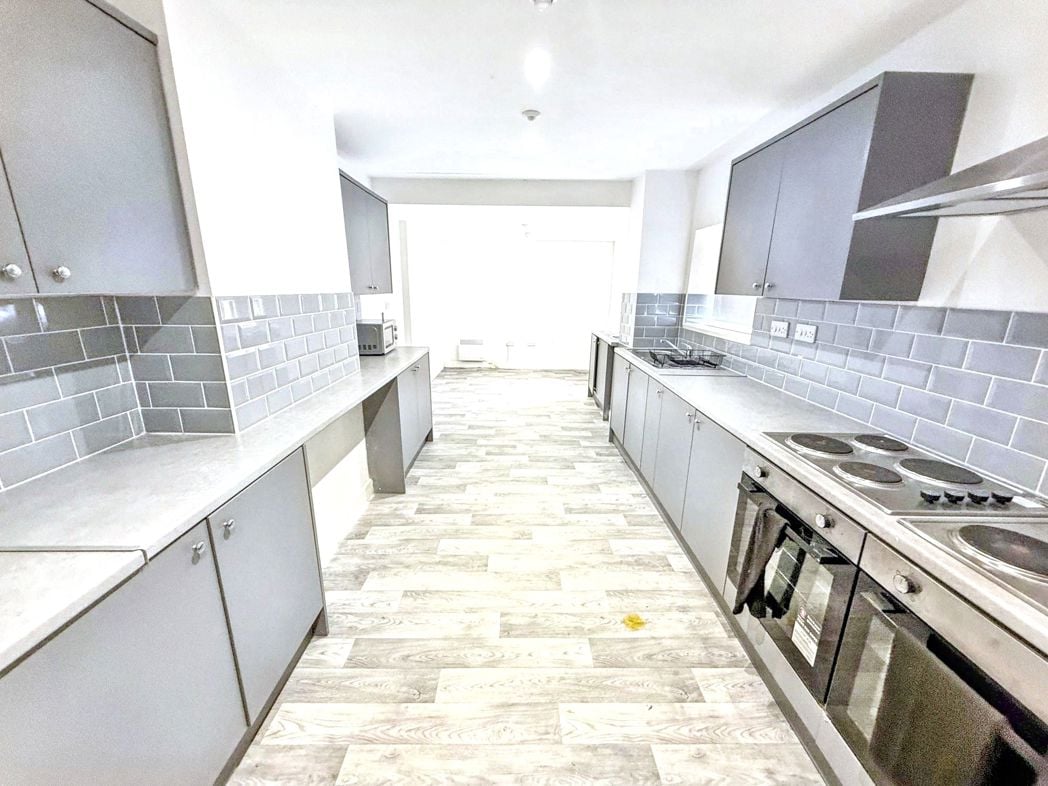 Property image 3 of 15