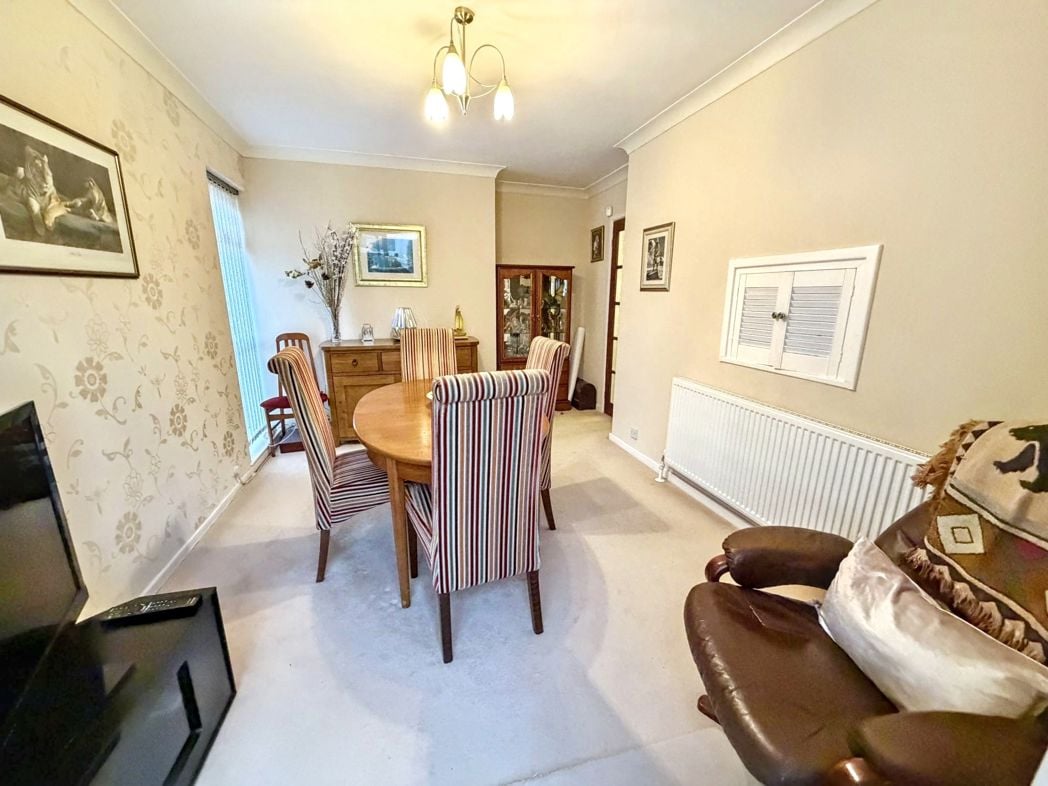Property image 11 of 30