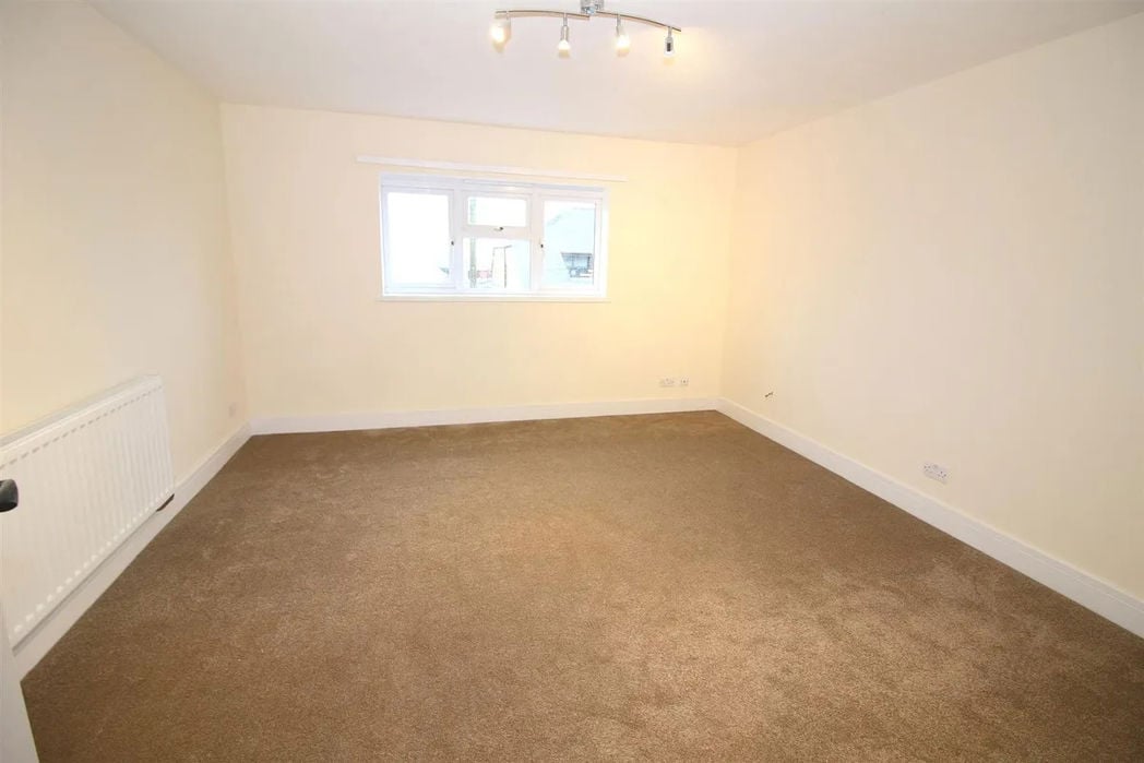 Property image 9 of 9