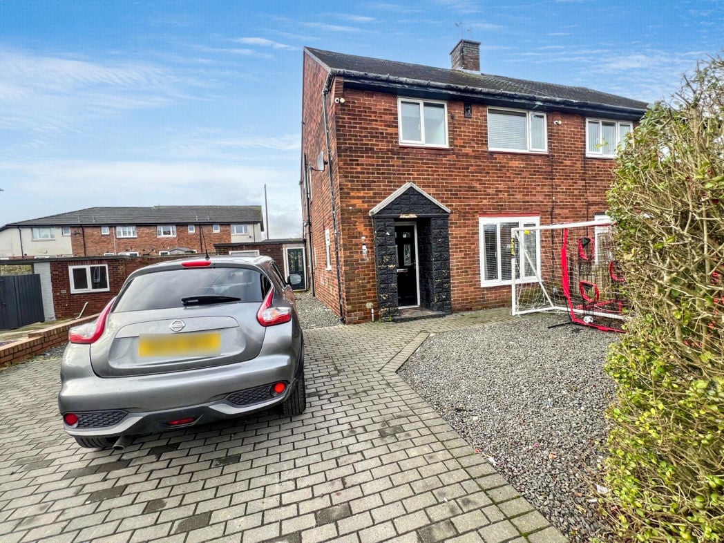 Property image 1 of 8