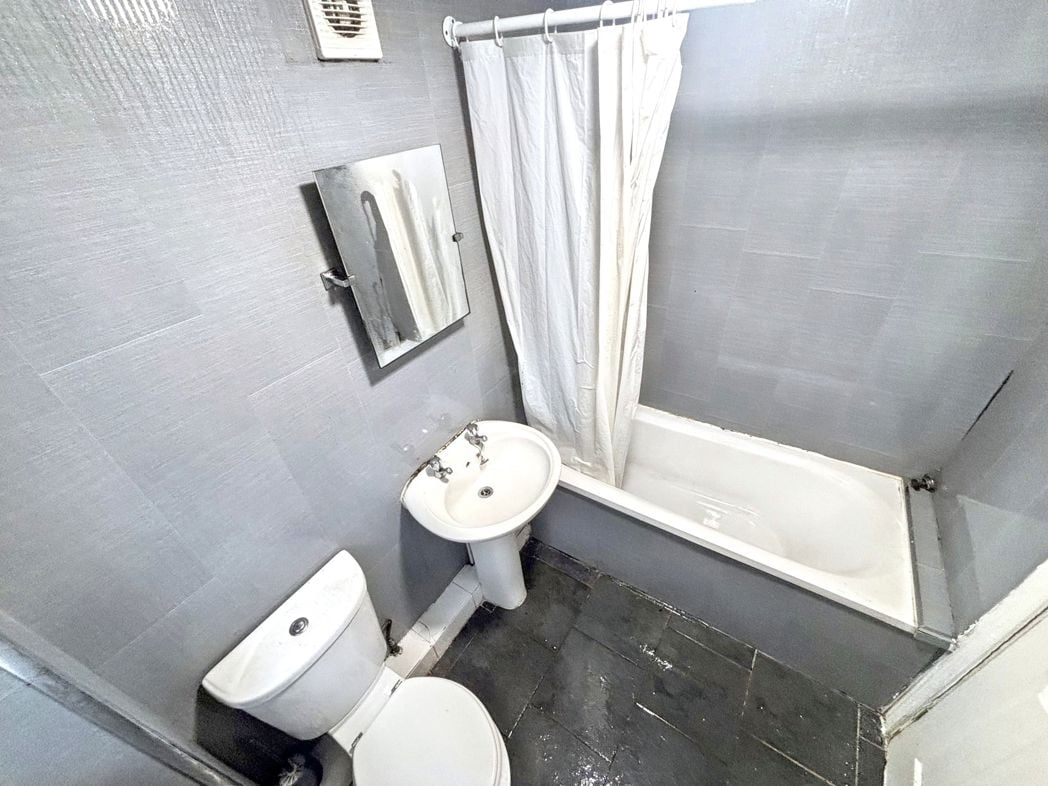 Property image 7 of 10