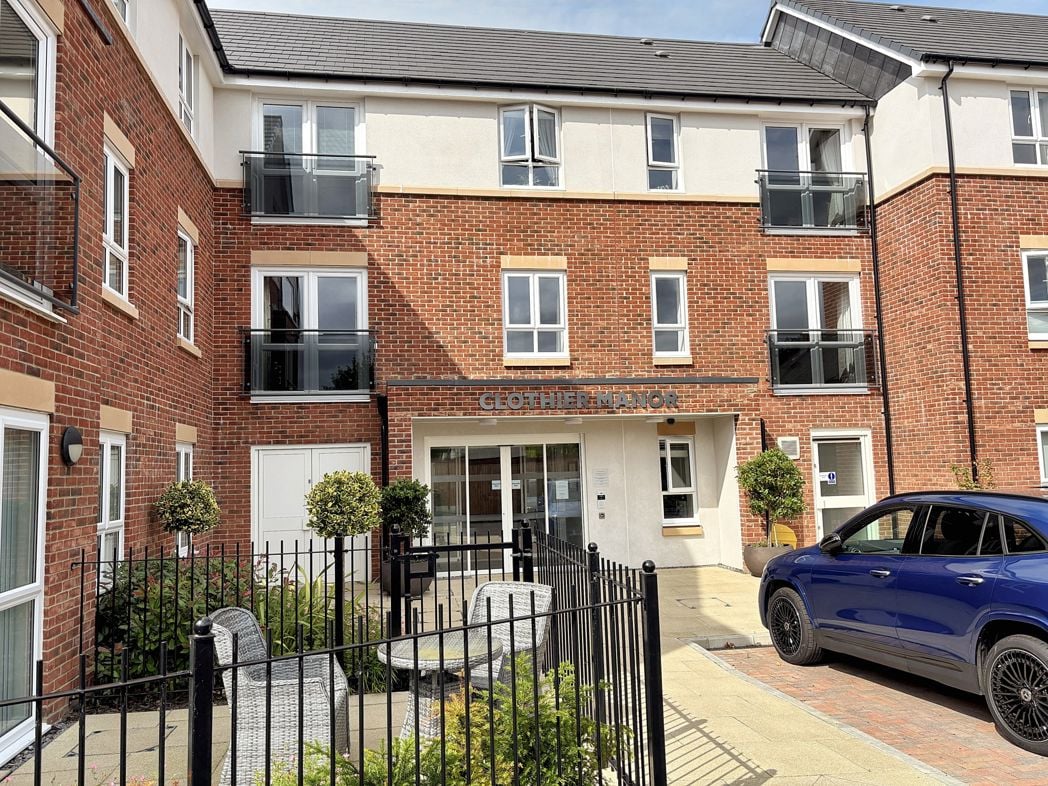 Property image 3 of 16