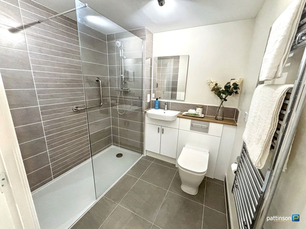 Property image 15 of 16