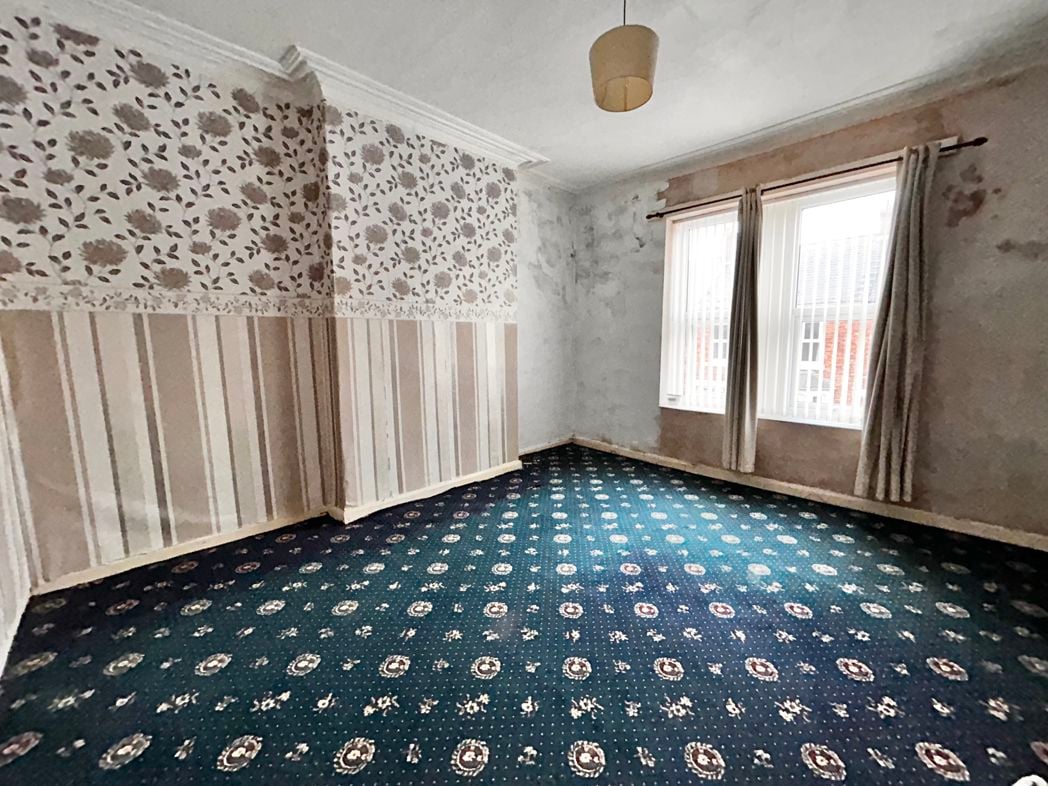 Property image 11 of 16